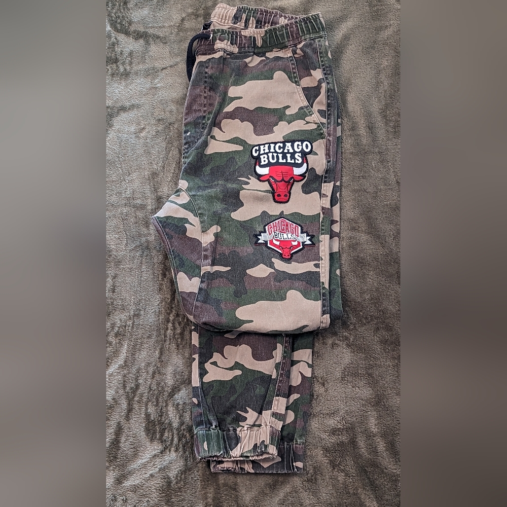 Chicago Bulls Camo Pants